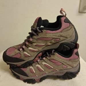 Merrell J24464 Boulder/Blush Size 7 Womens Hiking Shoes Pink and Brown